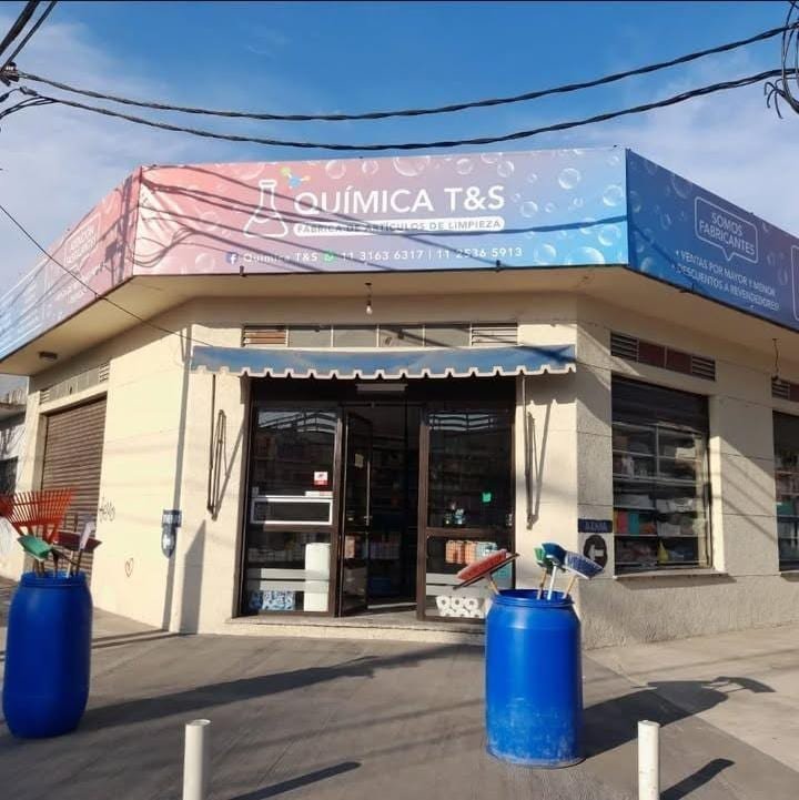 Frente de la sucursal de Merlo en Azara 902